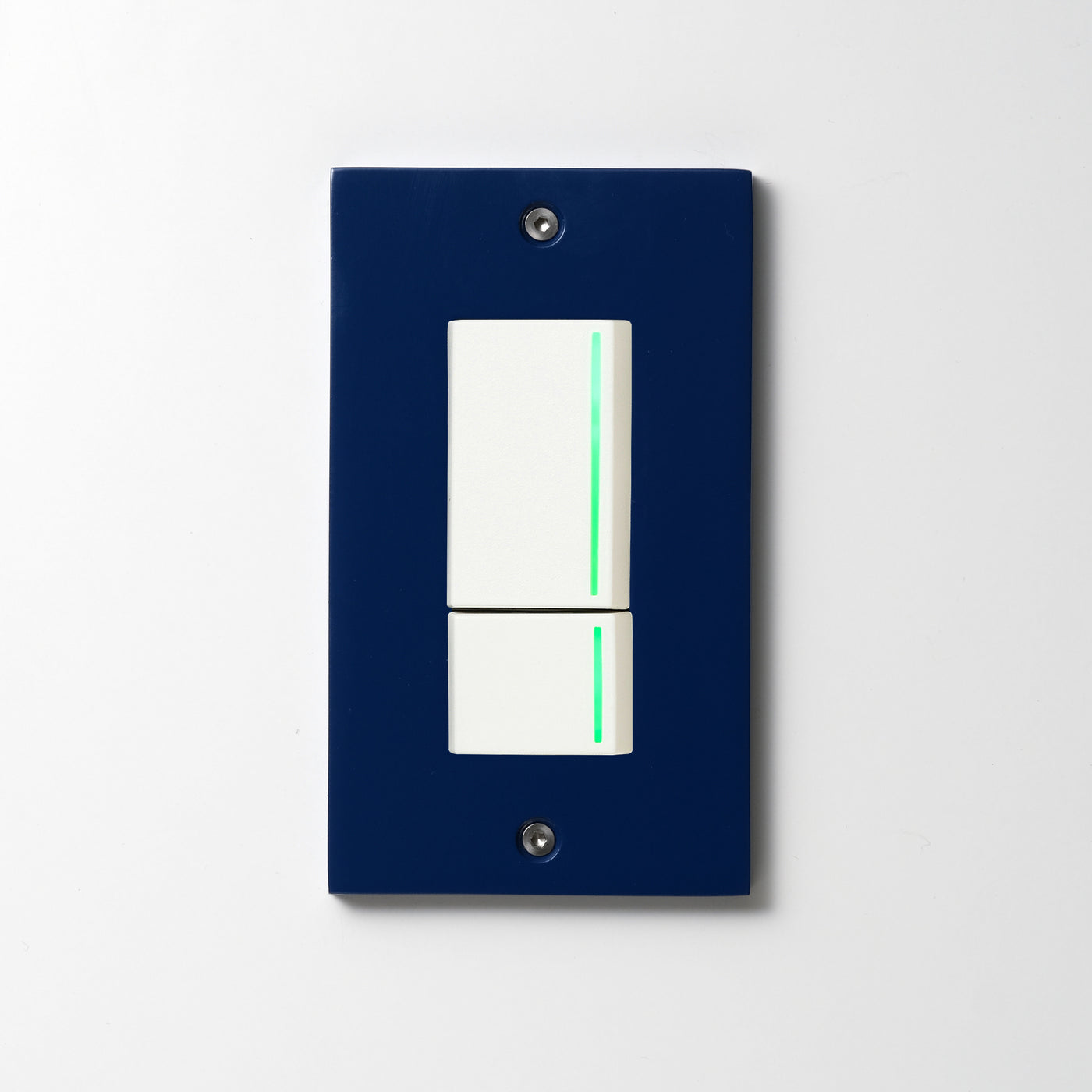 アルミ ブルー塗装 プレート  <br>+ NK 片切、3路ガイドランプ（グリーン）スイッチダブル（上段大）  ホワイト