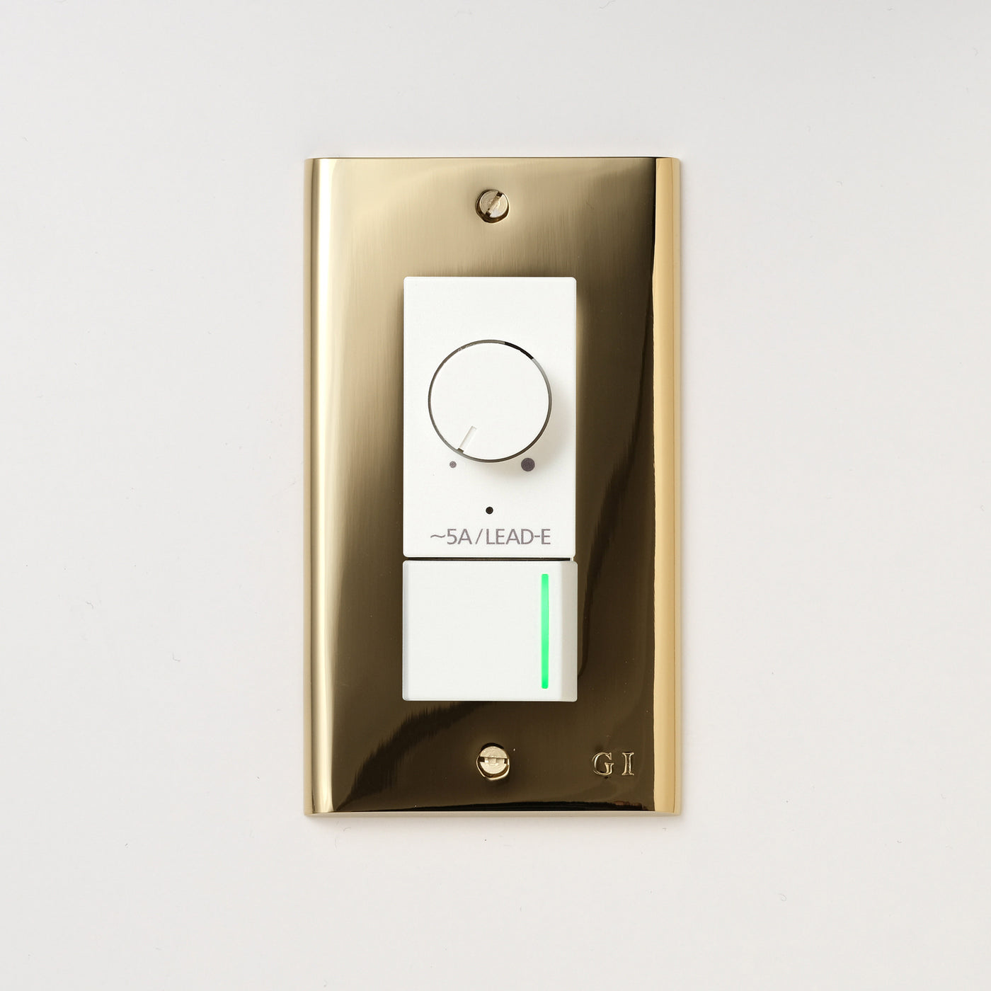 真鍮コート プレート <br>+ NK 正位相制御方式ライトコントロール＋片切、3路ガイドランプ（グリーン）スイッチ　 ホワイト